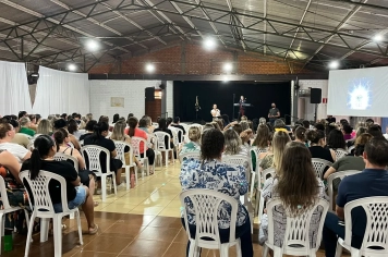 SMEC promove ciclo de formações para profissionais da Educação 