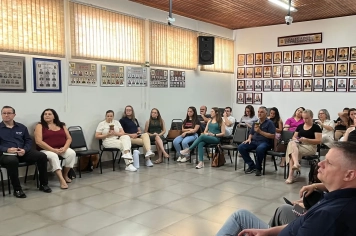 Ajuricaba sedia formação macrorregional de Saúde