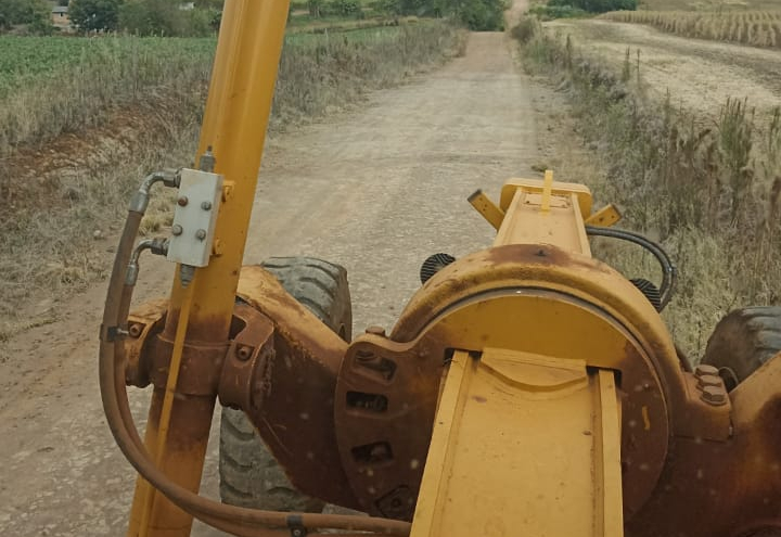 Secretaria de Obras realiza melhorias em diversas localidades nesta semana