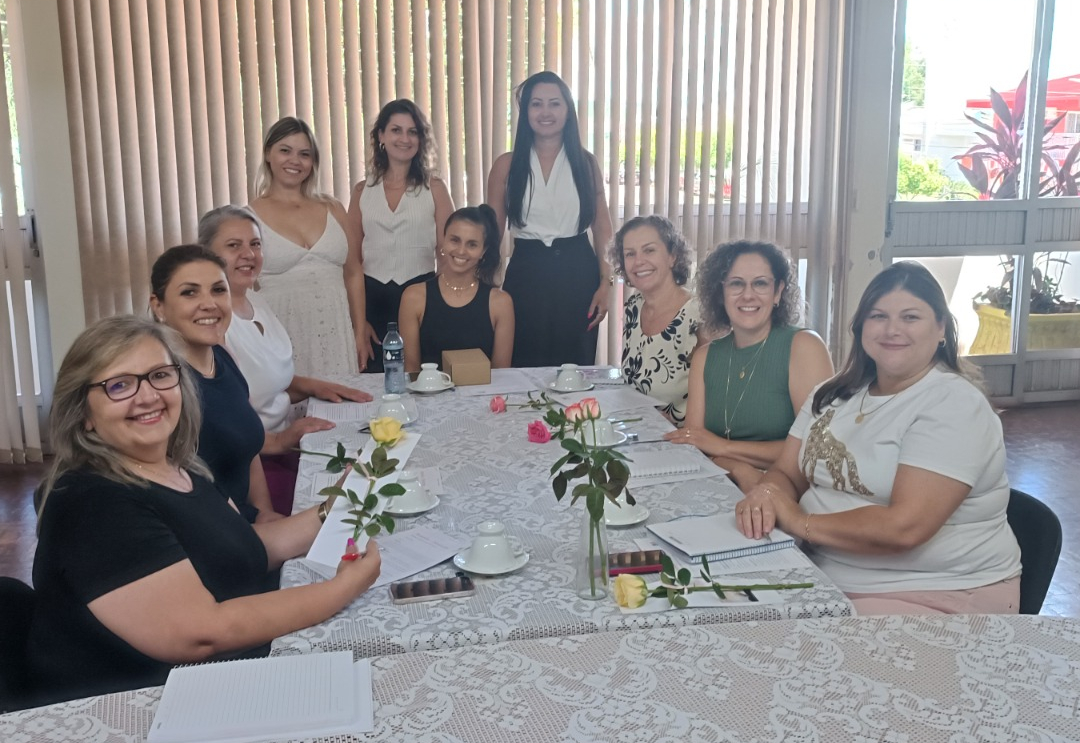 Servidores da Educação participam de formação pedagógica
