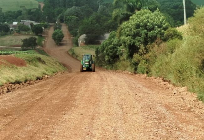 Secretaria de Obras realiza recuperação de trechos na ERS-514