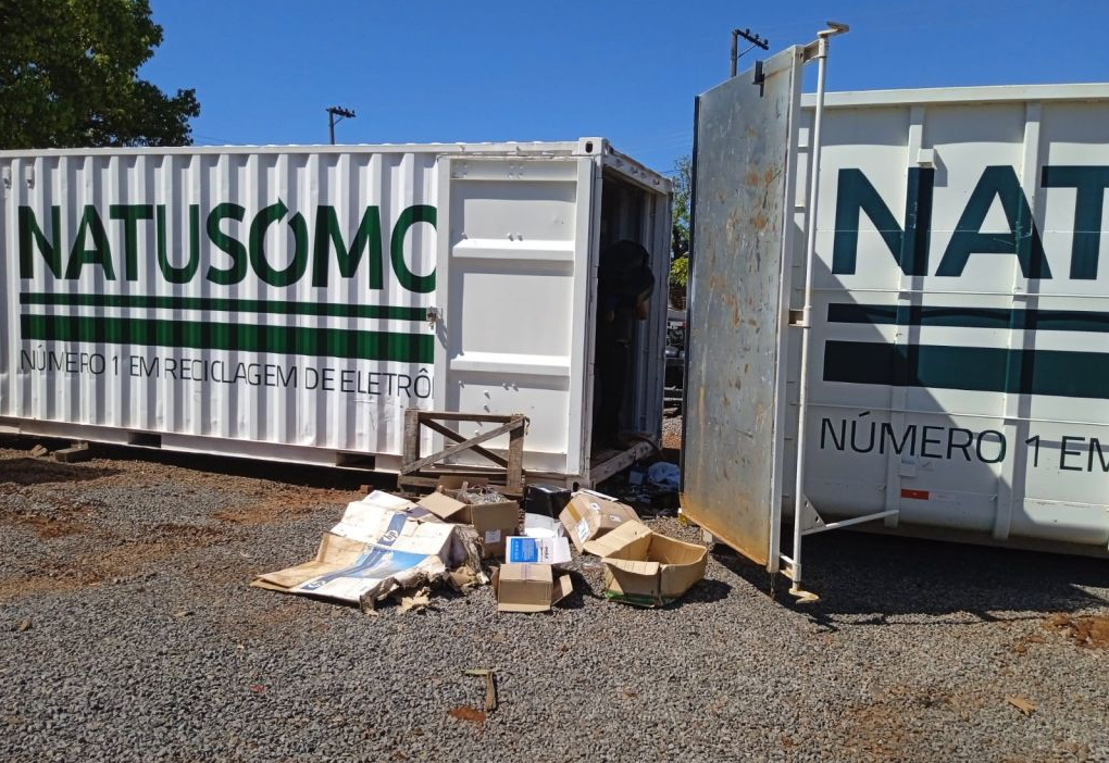 Secretaria disponibiliza container para recebimento de lixo eletrônico 