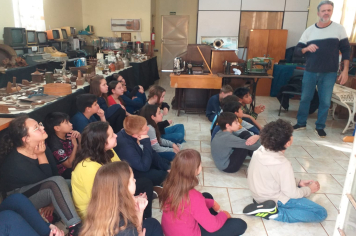Alunos visitam Museu Hugo Adolfo Kocourek 