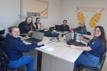 Reunião aborda atualização de dados cadastrais na Saúde